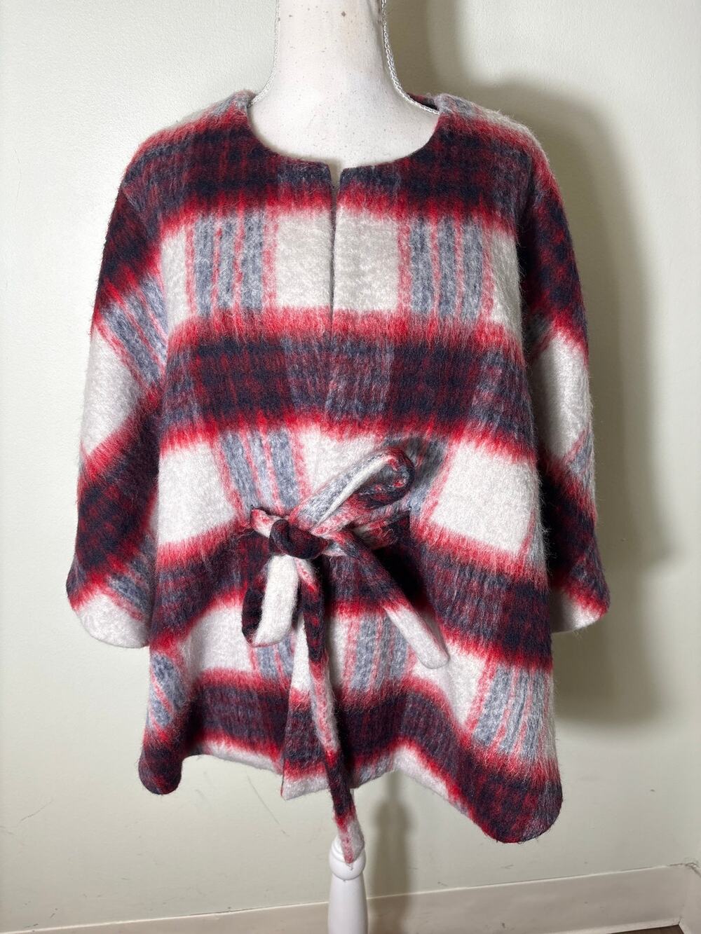 Anderson & Lauth Red and Navy Cape Sz One Size Fits All